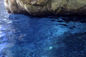 Blue grotto malta boat charter, caves with blue waters in malta