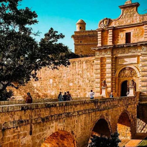 Cruise liner excursion showcasing Malta’s beauty