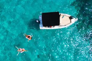 3 Hour Self-Drive Boat Rental in Malta